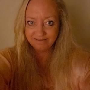 Meet your Posher, Gwen